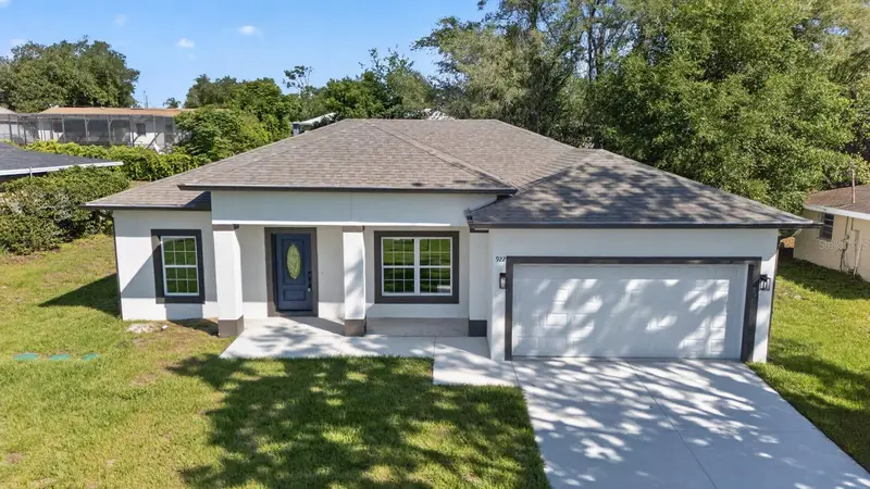 922 N Fairbairn Dr, FL