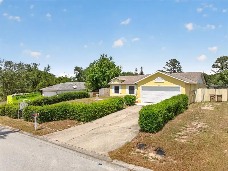 10810 Crescendo Loop, FL
