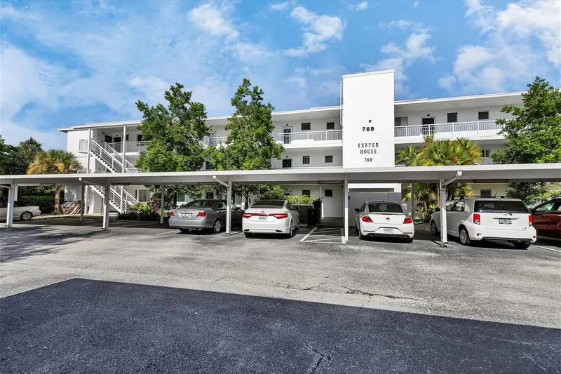 769 John Ringling Blvd #36exet, FL