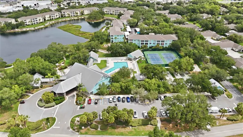 19310 Water Oak Dr #203, FL