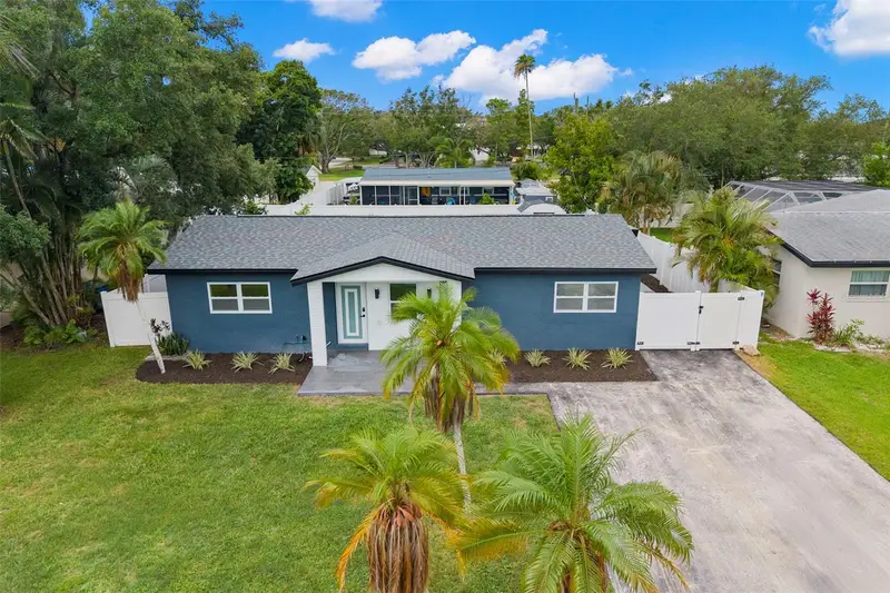 4430 Carson St Ne, FL