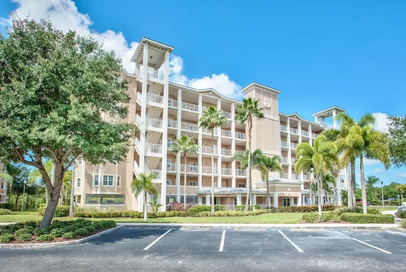 7296 Marathon Dr #404, FL