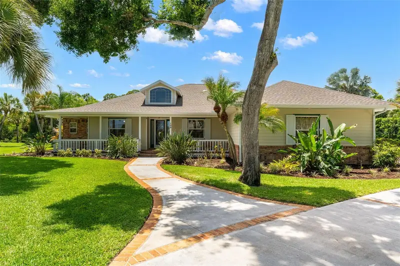 109 Harbor Point Dr, FL
