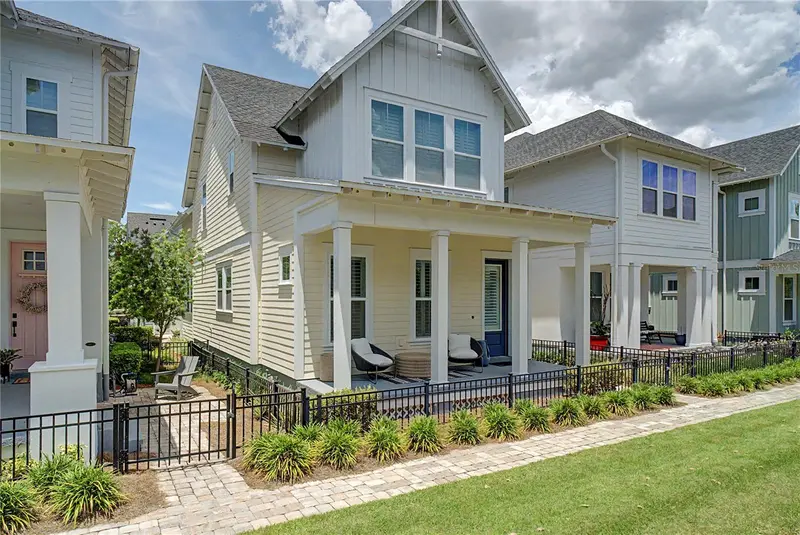 Oakland Park listing
