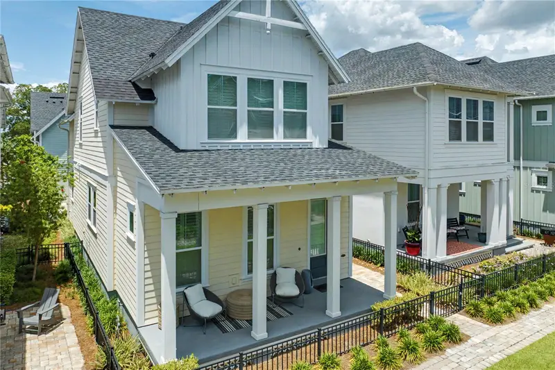 Oakland Park listing