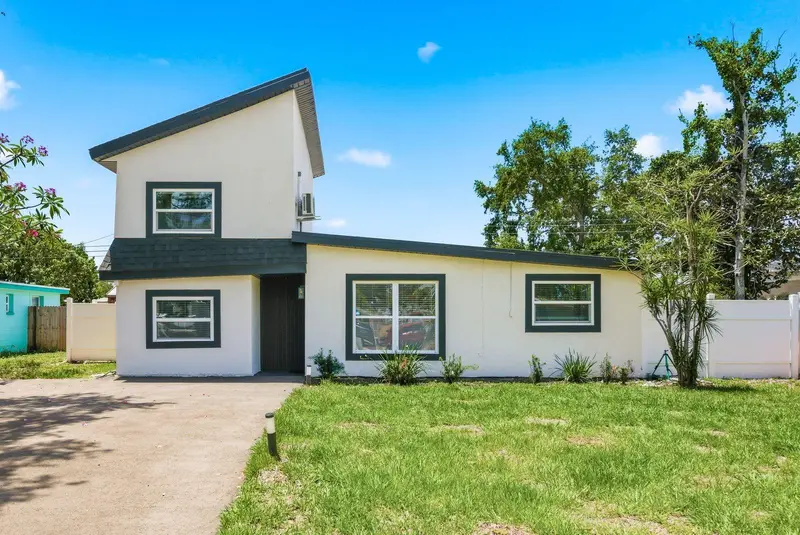 8274 Rose Ter, FL