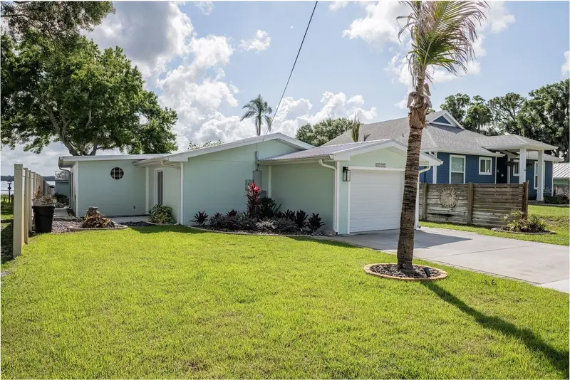6125 Lake Lizzie Dr, FL