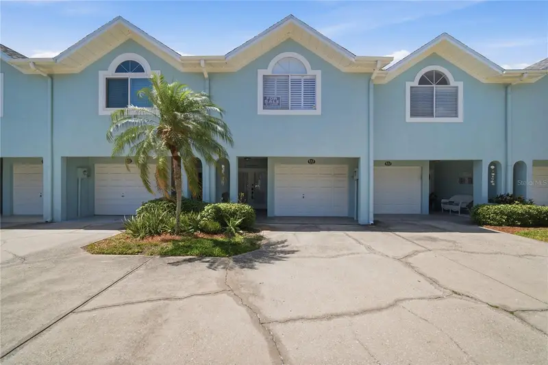 643 Garland Cir, FL