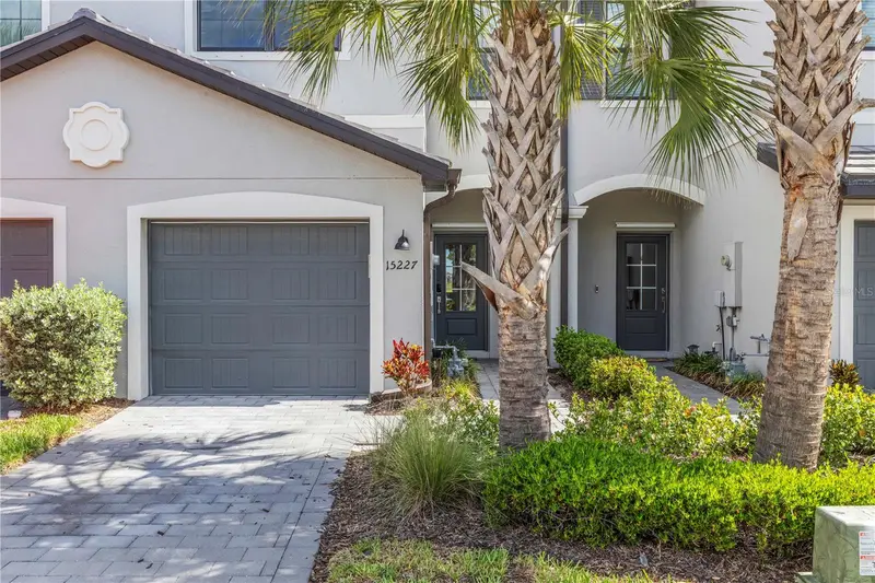 15227 Sunny Day Dr, FL