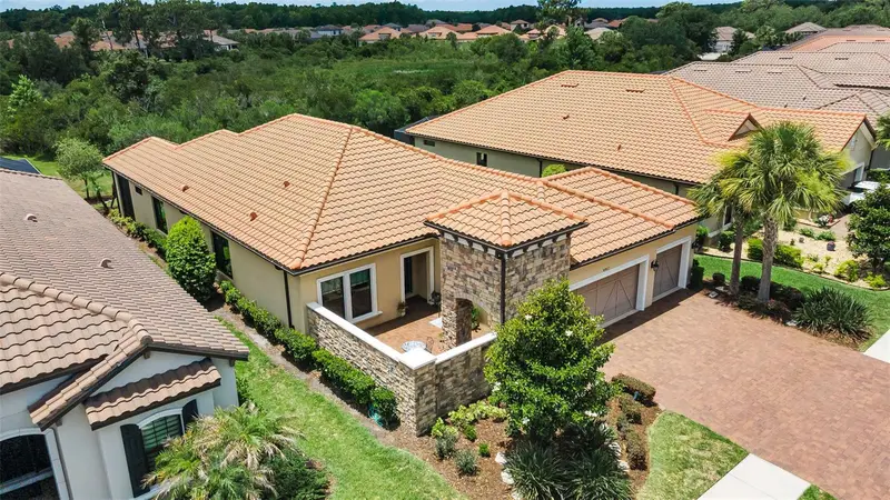 8707 Sorano Villa Dr, FL