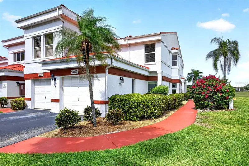1990 Leisure Dr #3, FL