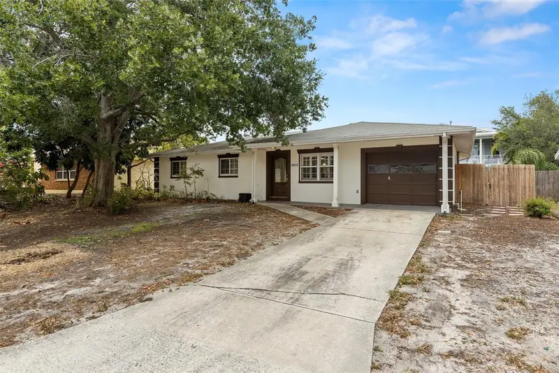 4813 W Bay Villa Ave, FL