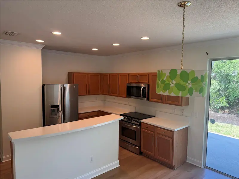 108 Bay Bridge Dr, FL