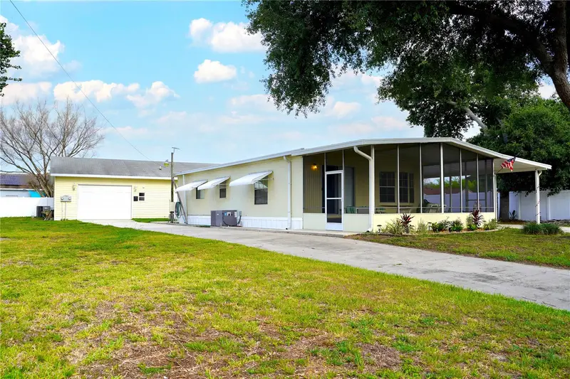 5747 Lake Fox Drive, FL