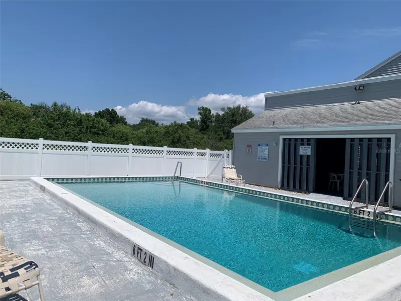 255 Fenwick Dr #18, FL