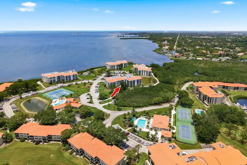 125 Mariner Dr #125, FL