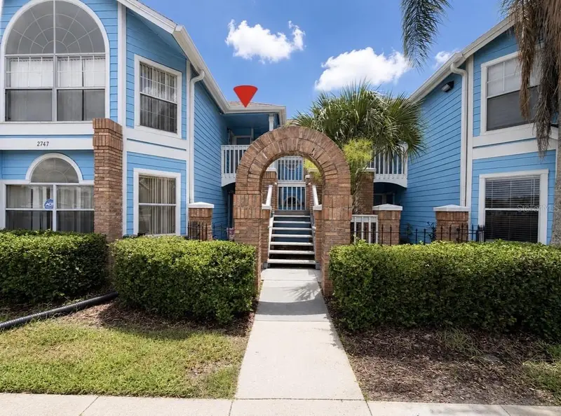 2747 N Poinciana Blvd #10, FL