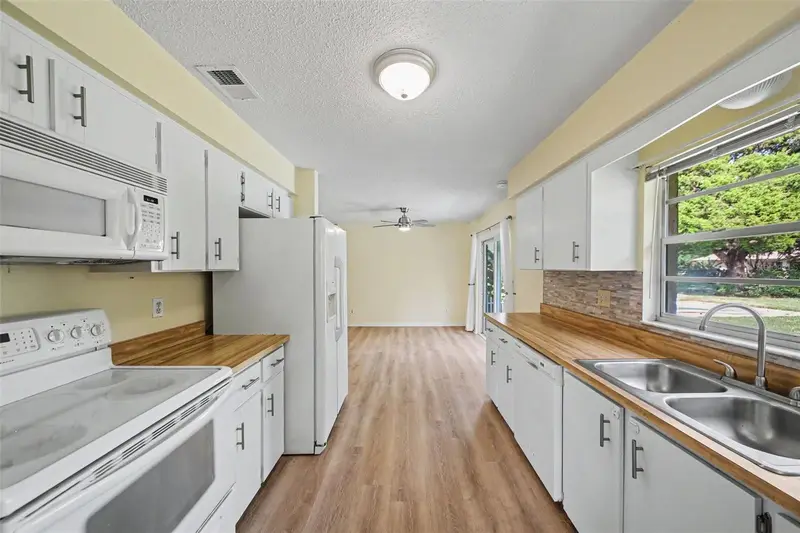 115 Forsythe Ln, FL