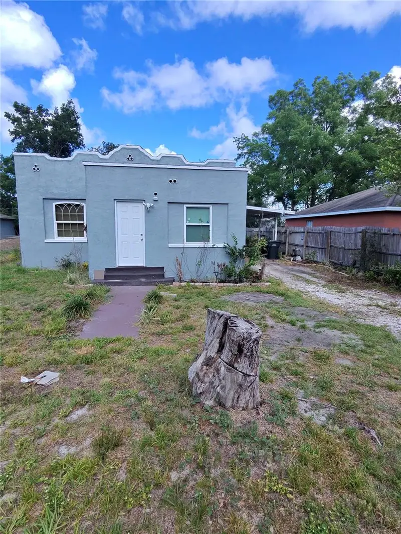 1220 33rd St Nw, FL