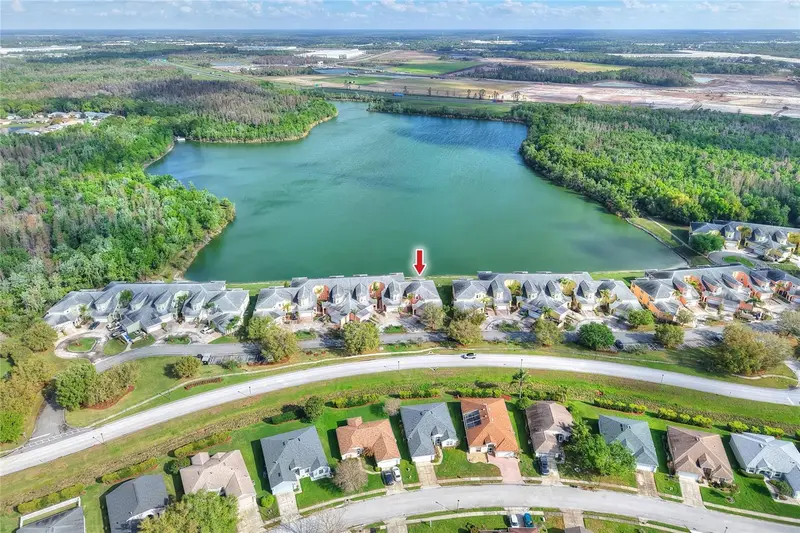 3933 Serenade Ln, FL