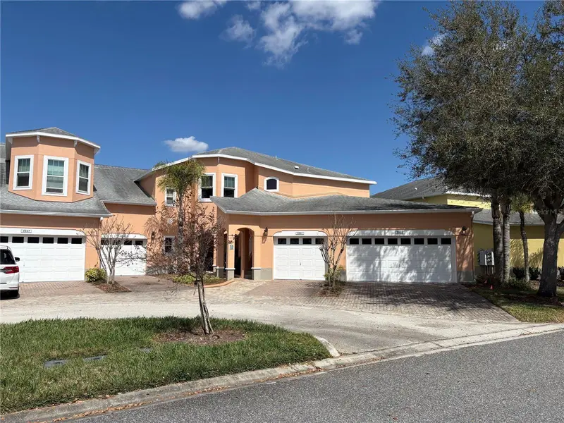 3933 Serenade Ln, FL
