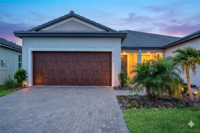 12617 Lily Quartz Loop, FL