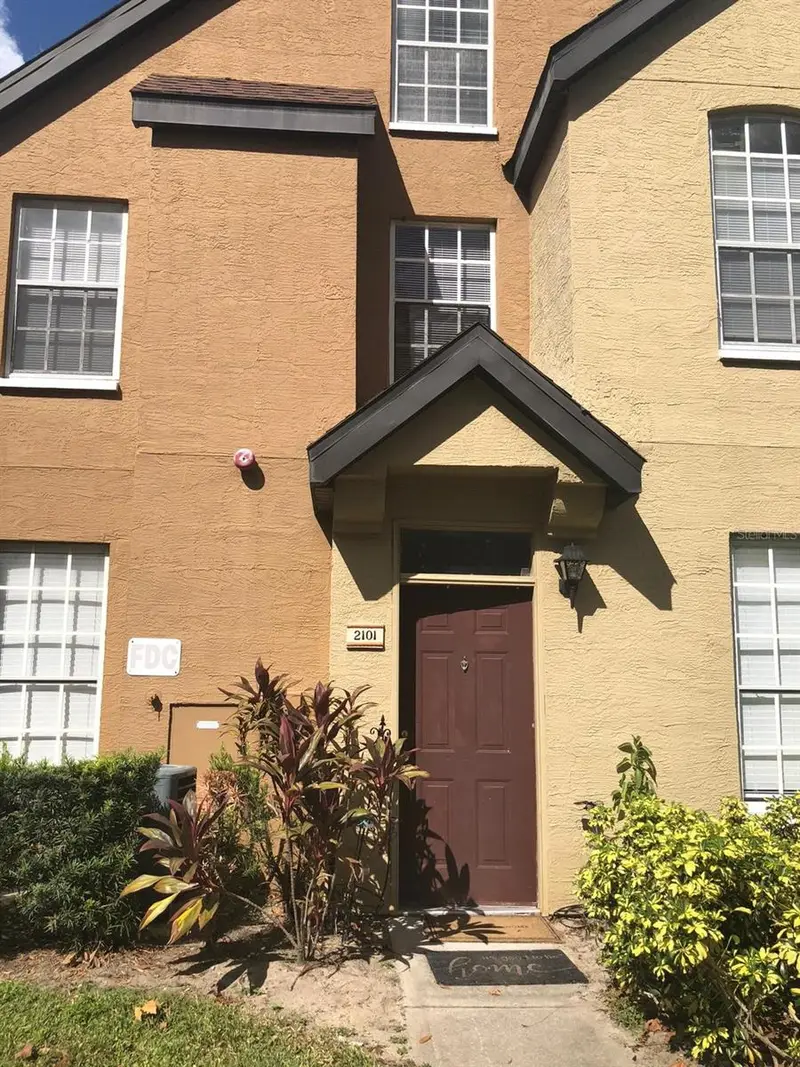 6380 Raleigh St #2101, FL
