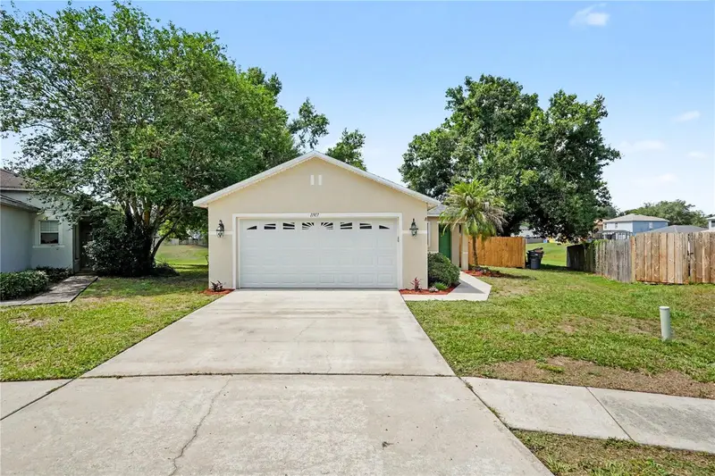 11917 Mango Groves Blvd, FL