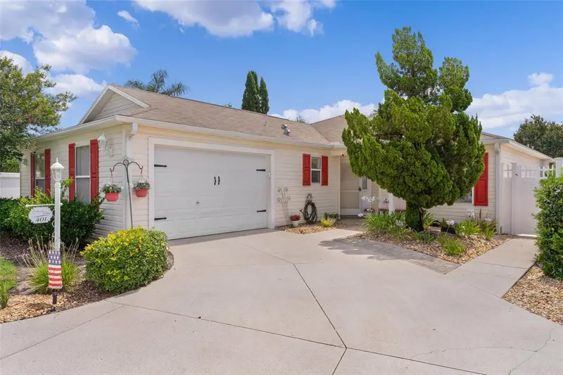 401 Calhoun Ct, FL