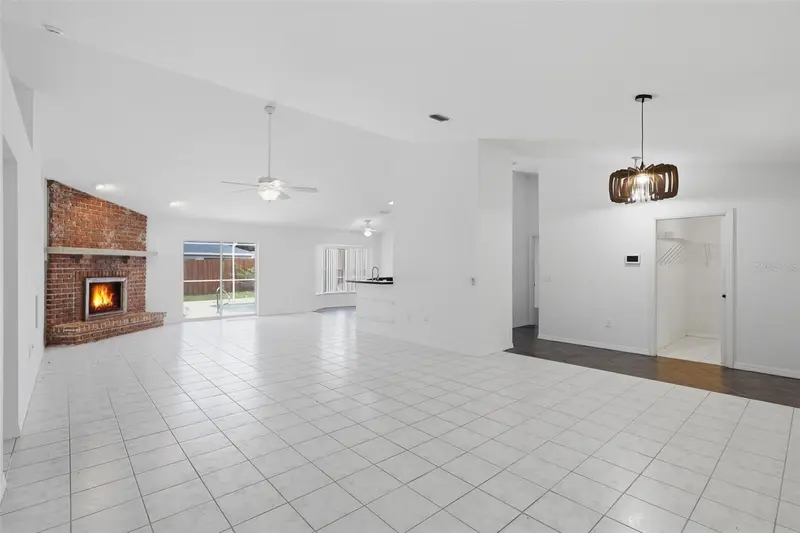 6343 E Amity St, FL