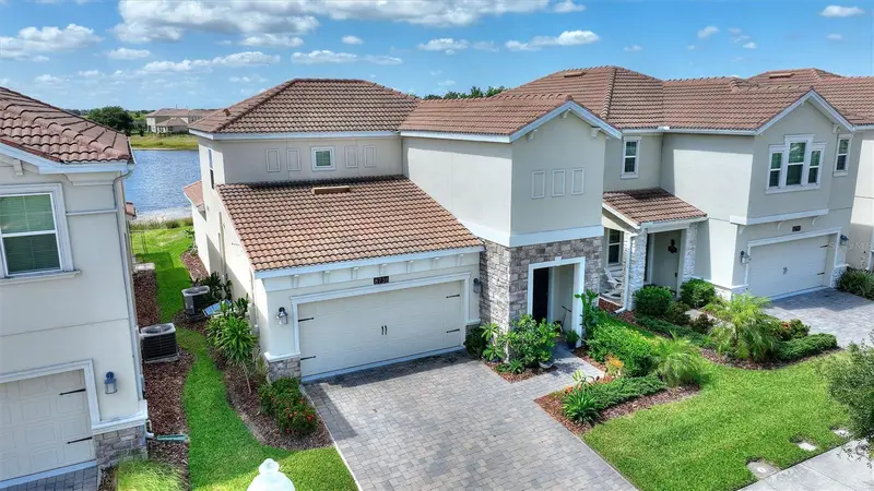 8736 Pacific Dunes Dr, FL