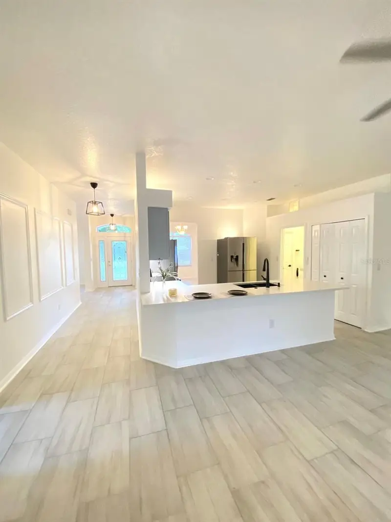 3837 Fallscrest Cir, FL