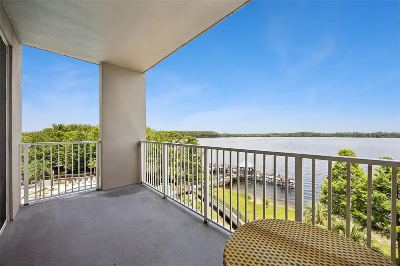 13427 Blue Heron Beach Dr #301, FL