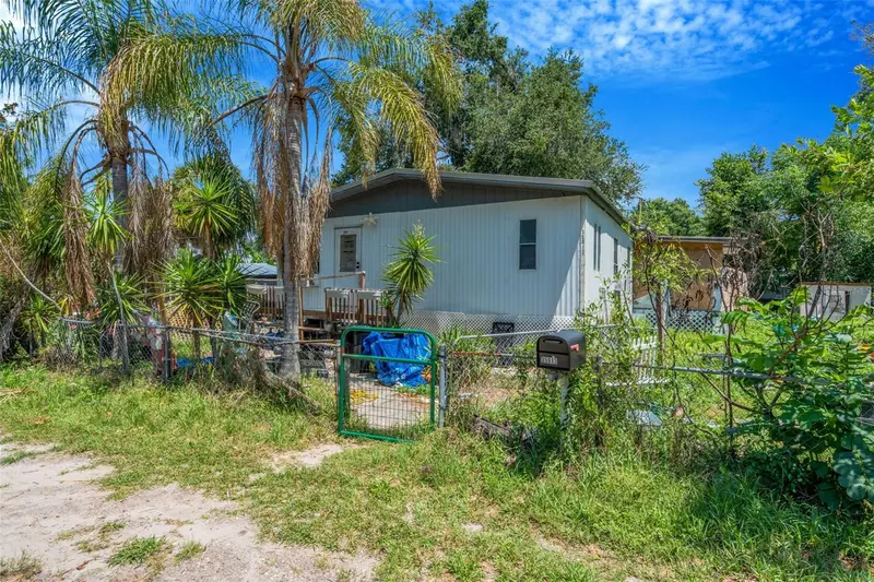 35913 Valleybrook Ave, FL