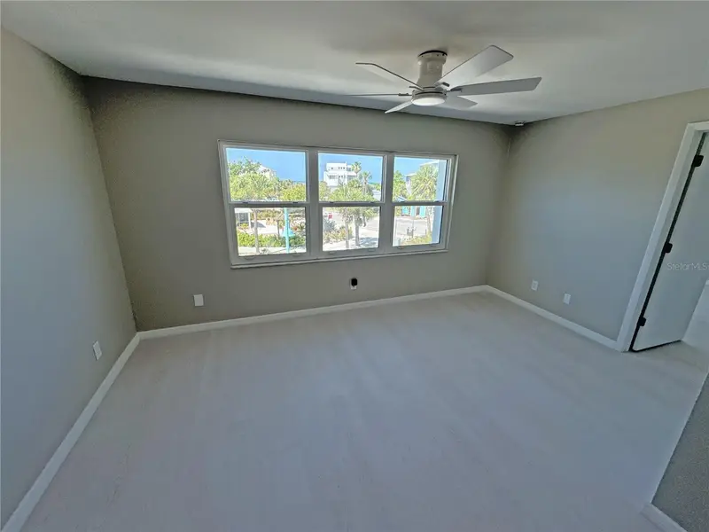 1285 Gulf Blvd #5, FL