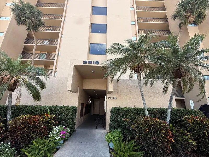 2616 Cove Cay Dr #701, FL