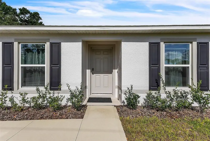 22 Round Tree Dr, FL