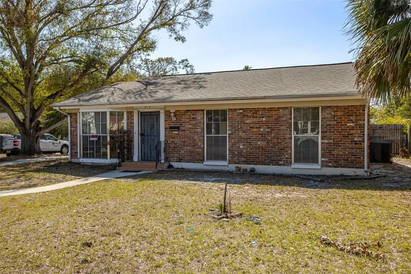 812 W Warren Ave, FL