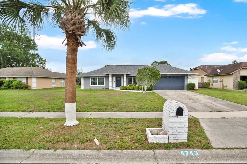 4743 Lake Sharp Dr, FL