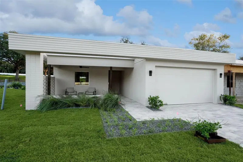450 Skyfield Ct, FL
