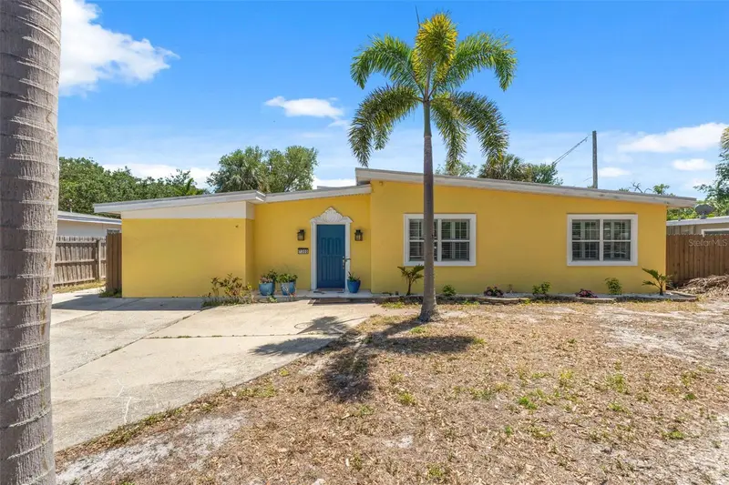 7300 11th Ave N, FL