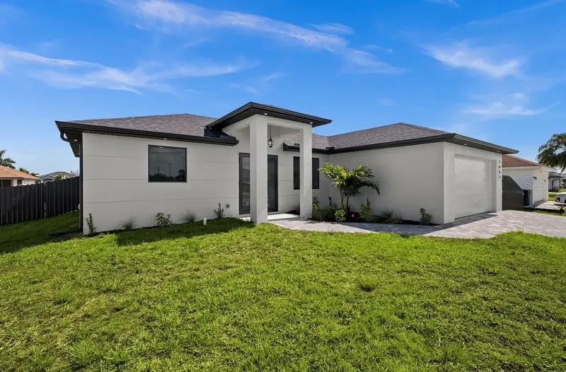 1805 Nw 12th St, FL