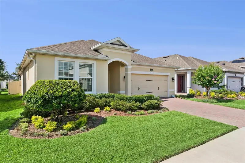 2615 Pinyonpine Ln, FL