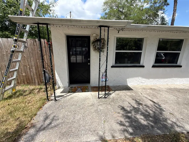 524 4th Ave Ne, FL