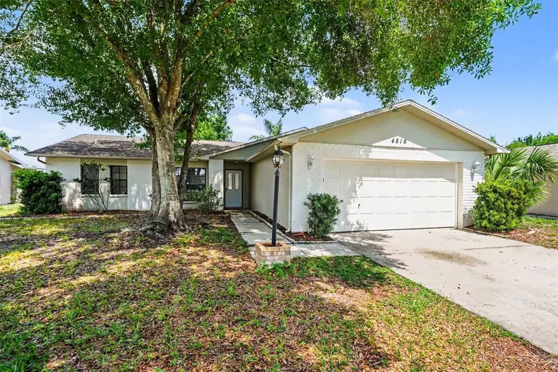 4816 Addax Drive, FL
