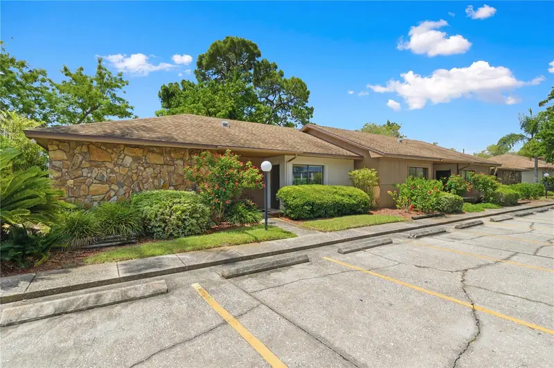 10825 Seminole Blvd #1, FL