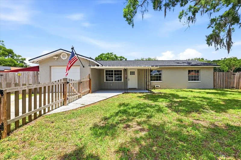 2429 Martha Ln, FL