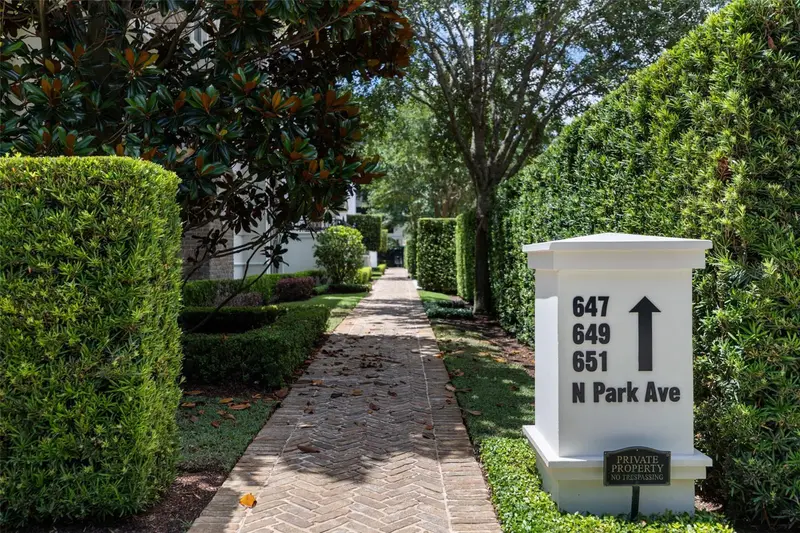 649 N Park Ave, FL