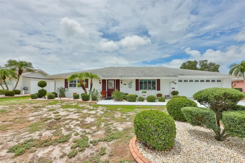 684 Allegheny Dr, FL