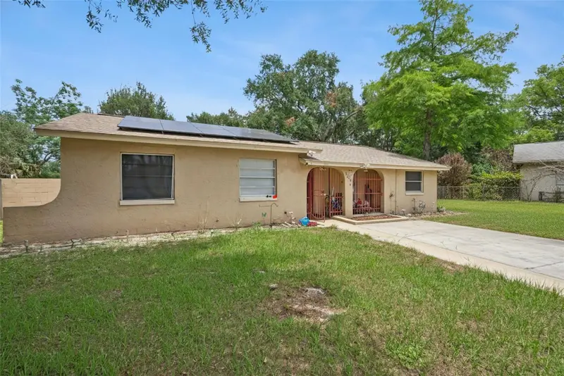 2209 Mitch Ct E, FL